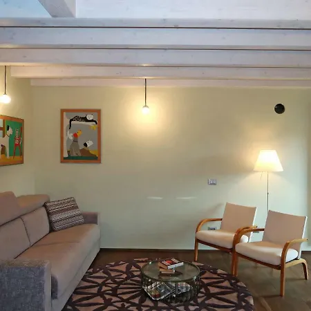 بيت للعطل Locazione Turistica Casa Rustico فيركانا